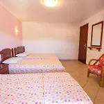 Aparthotel Αnemos Beach Vrasna