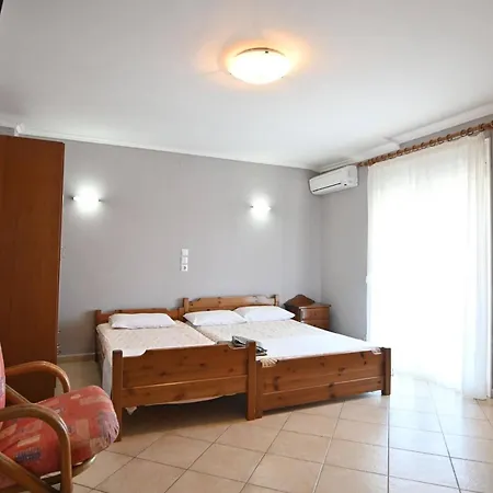 Hotel apartamentowy αnemos Vrasná