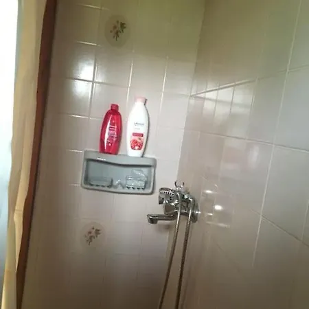 αnemos Vrasná