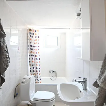 Αnemos Beach Vrasna Apart-hotel