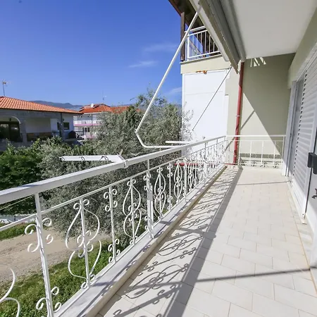 Αnemos Beach Vrasna Aparthotel 3*
